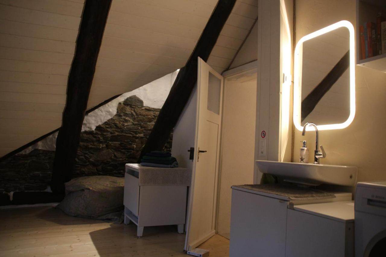 Airolo With Private Parking Apartment Ngoại thất bức ảnh