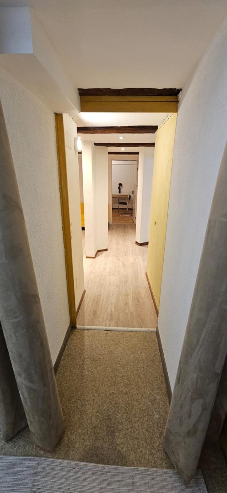 Airolo With Private Parking Apartment Ngoại thất bức ảnh